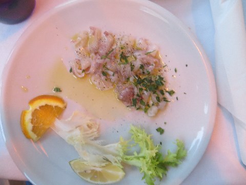 Calamaretti roh, mir Limone mariniert - ein Gedicht! Calamaretti roh, mir Limone mariniert - ein Gedicht!